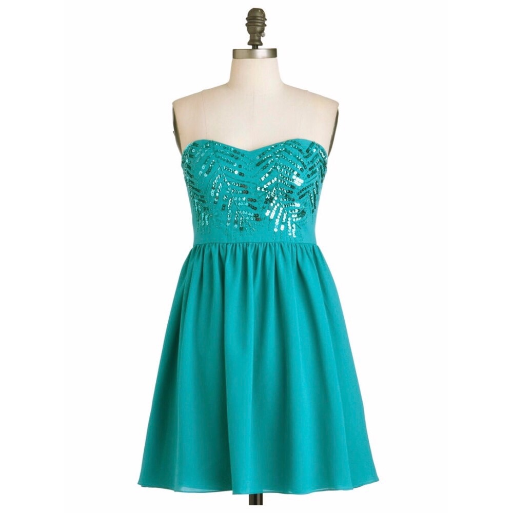 ModCloth Strapless Sweetheart Dress